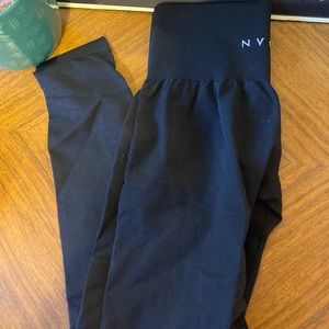 NVGTN leggings